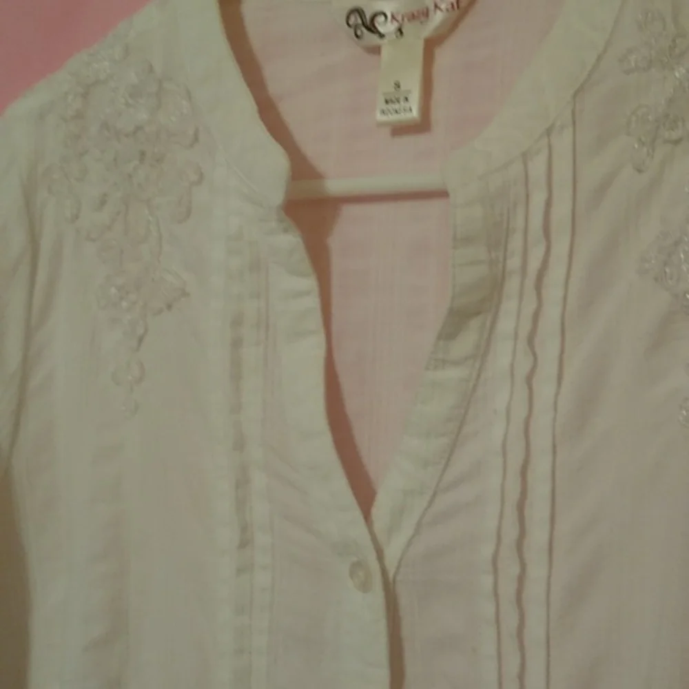 Krazy Kat 100% Cotton White Blouse Front Pintucks Appliques - Picture 4 of 15